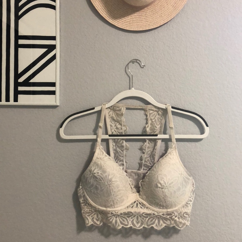 VS White Bralette